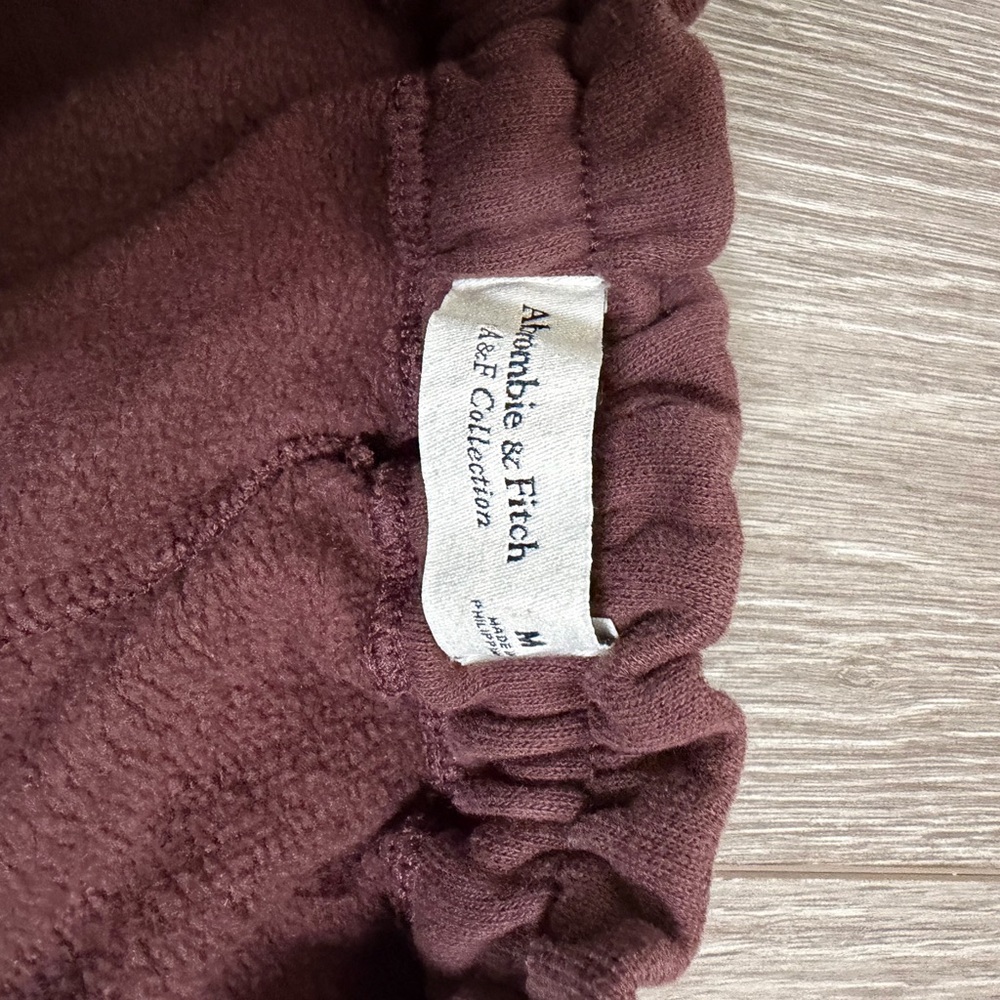Abercrombie & Fitch Women's Chocolate Brown Athletic Drawstring Shorts - Picture 3 of 3